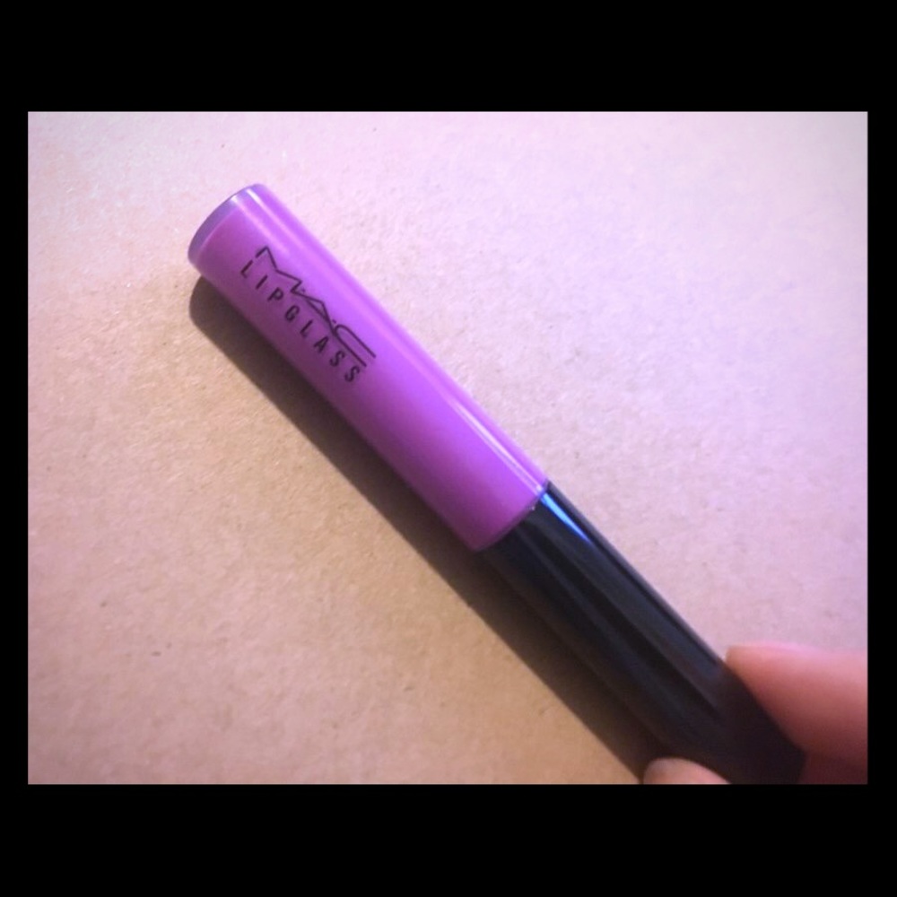 Lip Glass (purple)